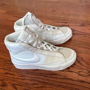 NIKE BLAZER WOMEN HIGH TOP SNEAKERS